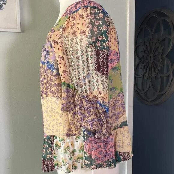Bohemian patch work blouse - Picture 3 of 3